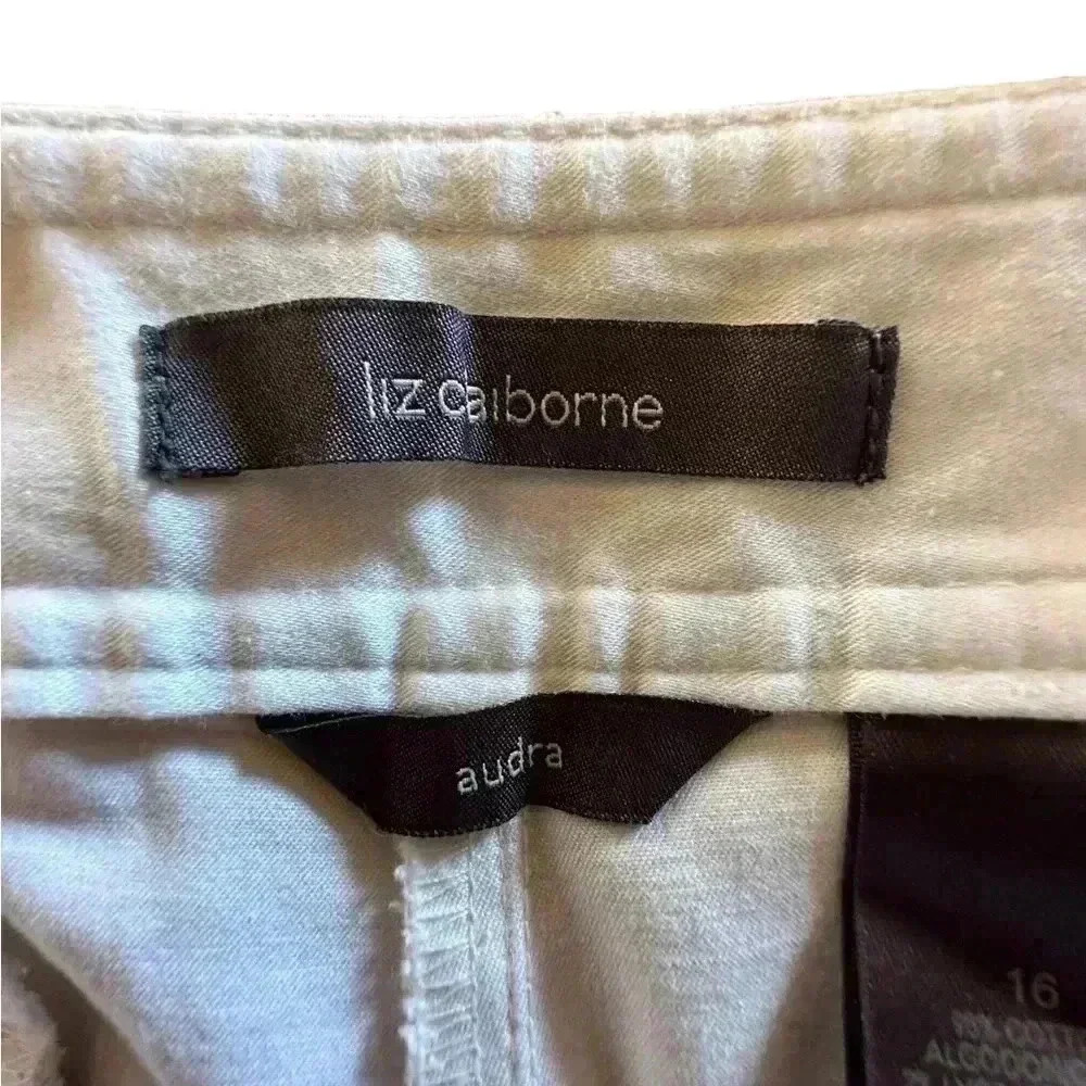 Liz Claiborne size 16 Audra‎ chino. EUC. 98% cotton 2% Lycra . Higher waist - Picture 5 of 10